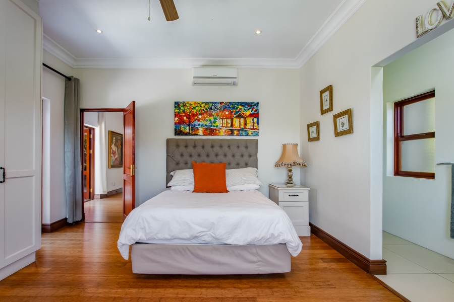 5 Bedroom Property for Sale in Val De Vie Estate Western Cape